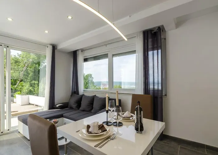 Vila Linda *